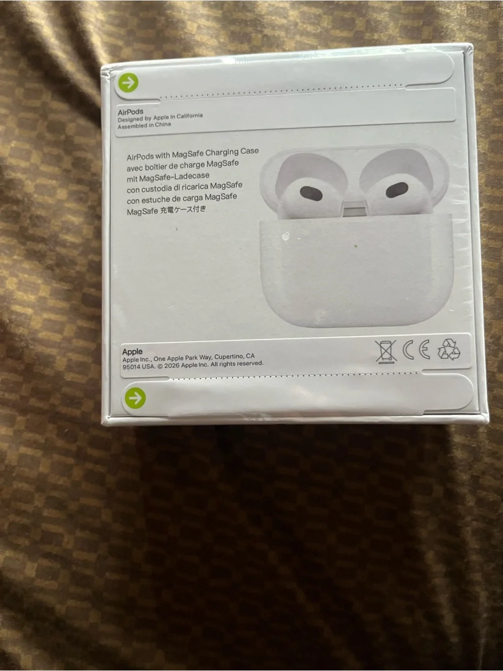 AirPods apple wireless headphones-New in box